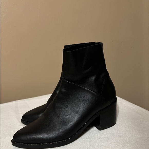 Treasure & Bond Farrah Studded Booties Black Leather Ankle Boots size 7.5 - Picture 4 of 9